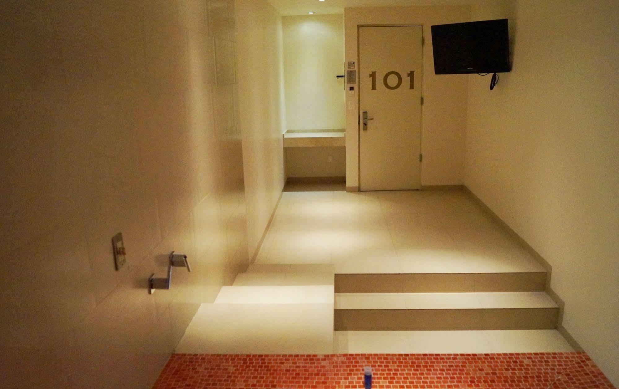 Love Hotel Kron Μεξικό Εξωτερικό φωτογραφία